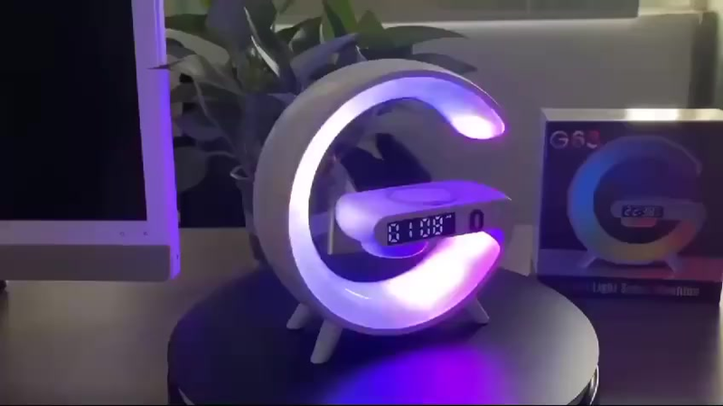 Caxinha de Som G -Speaker COR BRANCA Com Relógio Luminária Bluetooth Inteligente Carregador Sem Fio Led Luz Rgb COM RELÓGIO